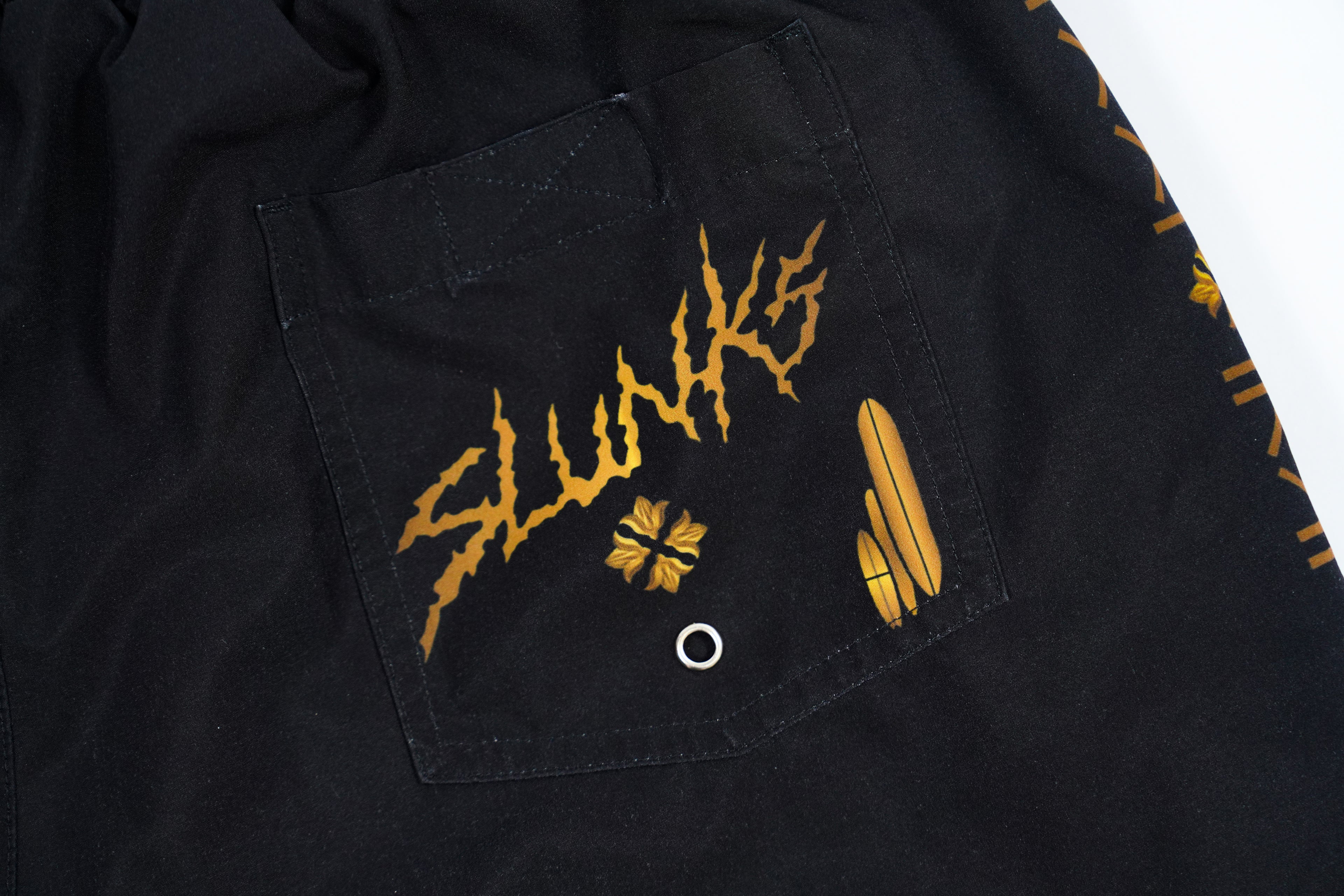 002:001 Truffles X Slunks